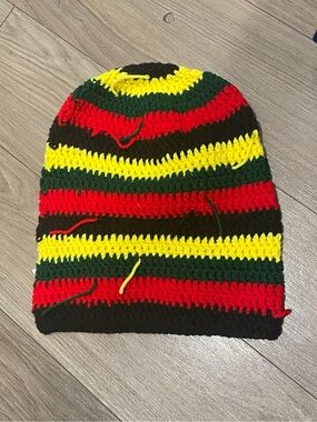 SLOUCH BEANIE (CROCHET)